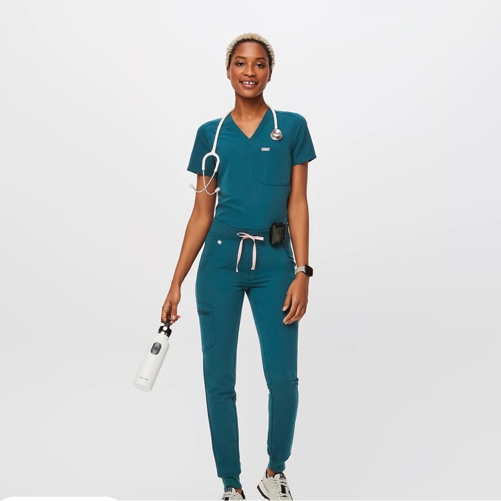 Figs Caribbean Blue Zamora Jogger and Relaxed Scrub Top Small